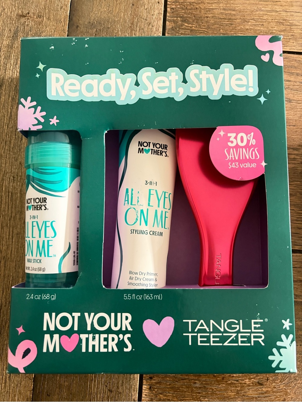 Not Your Mother's All Eyes On Me Styling Set with Pink Tangle Teezer